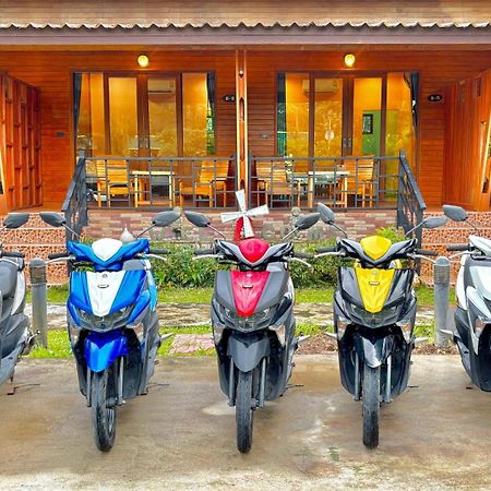 Aow Thai Homestay Ban Hin Dam Luaran gambar