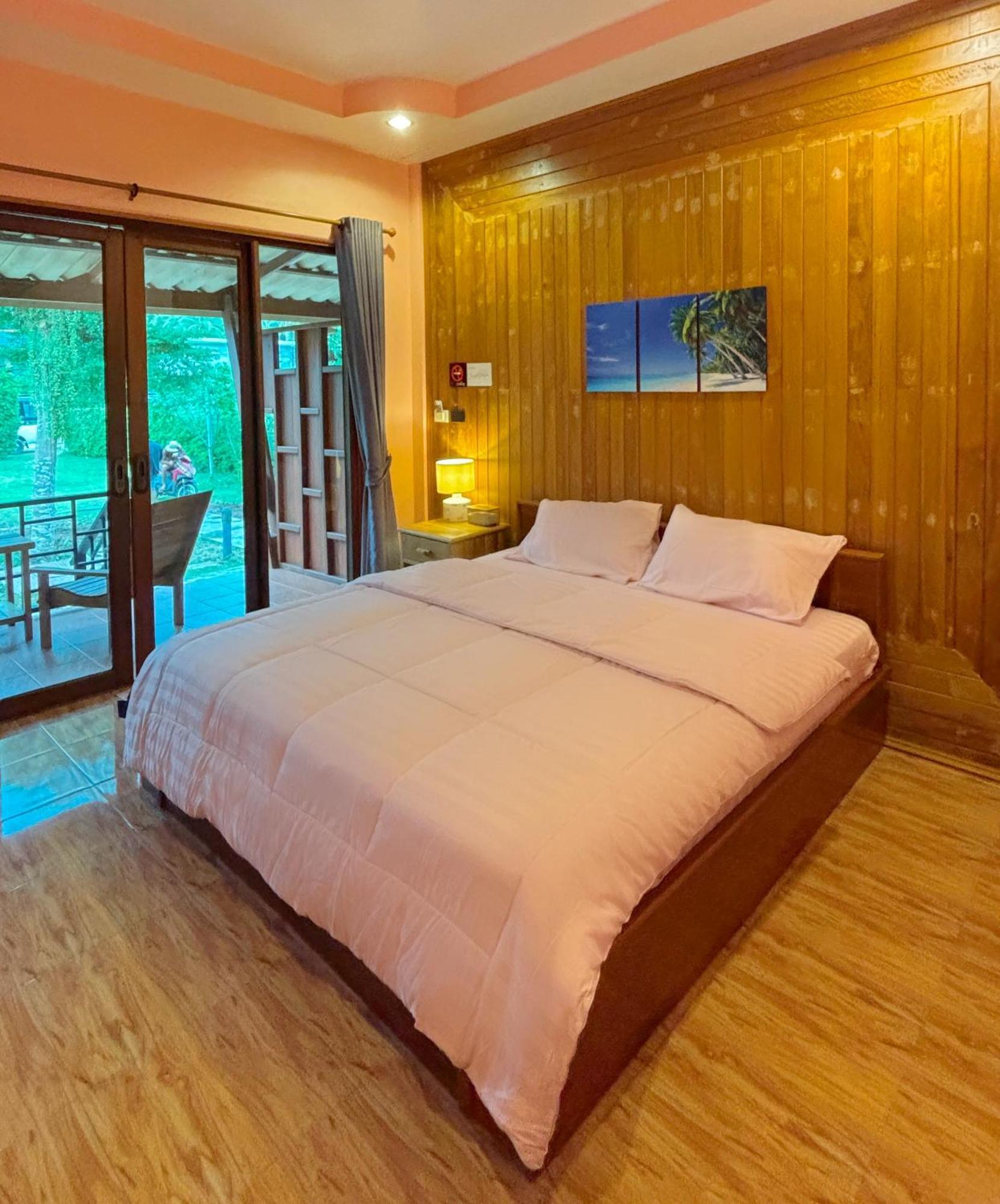 Aow Thai Homestay Ban Hin Dam Luaran gambar
