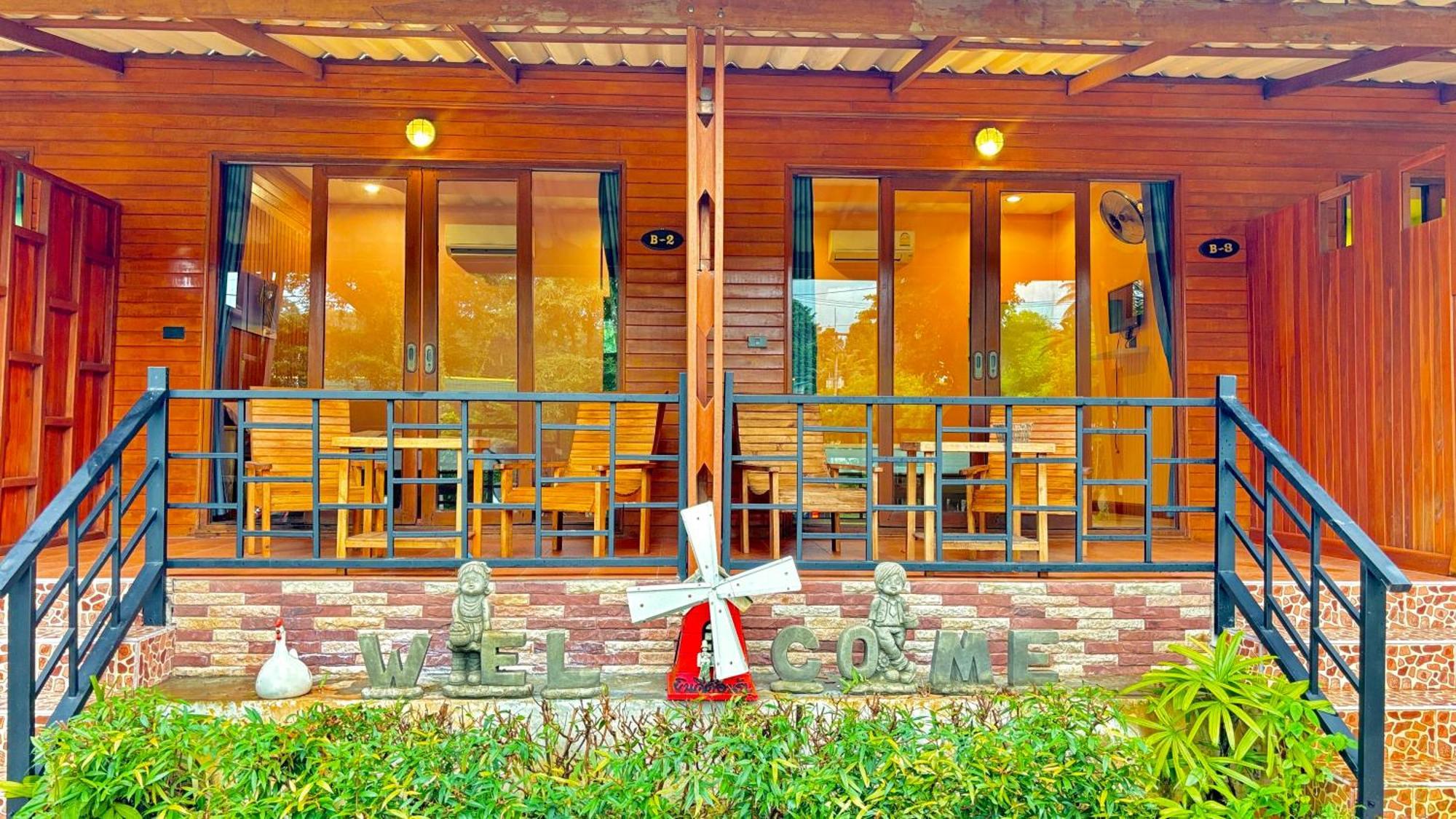 Aow Thai Homestay Ban Hin Dam Luaran gambar